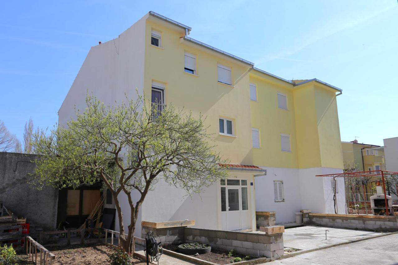 Apartments With A Parking Space Omis - 10362 Exterior photo